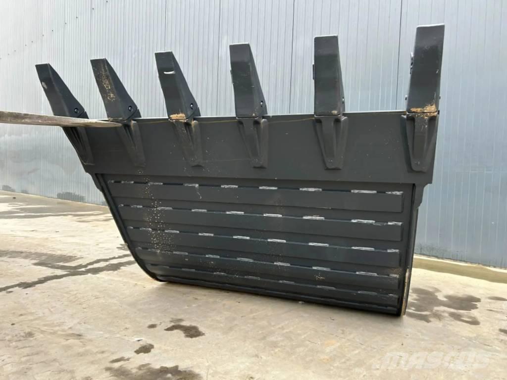 Hitachi ZX220 - 1.40m 버켓