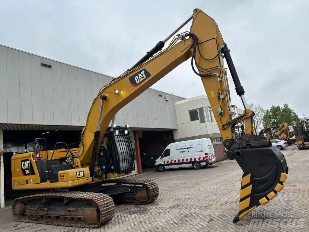 CAT 330 대형 굴삭기 29톤 이상