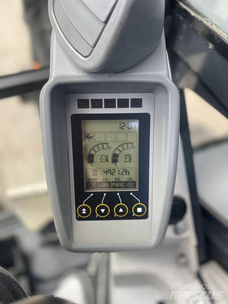 Hitachi ZX65 소형 굴삭기 7톤 미만