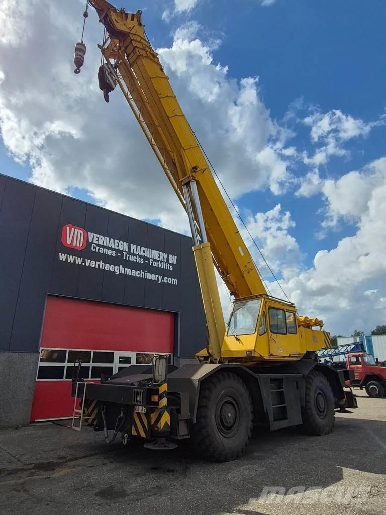 Tadano tr-400e A/T 크레인