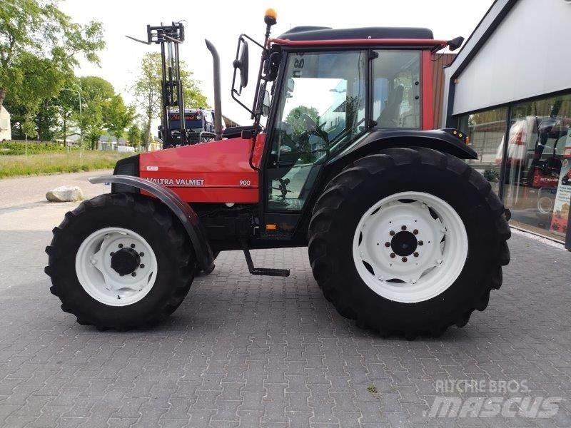 Valtra Valmet 900 트랙터