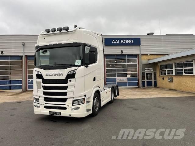 Scania S 590 트랙터 유닛