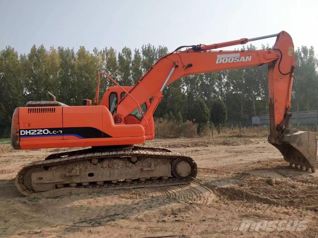 Doosan DH 220 LC-7 대형 굴삭기 29톤 이상