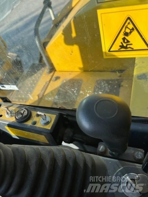 Komatsu PC 118 MR-8 대형 굴삭기 29톤 이상