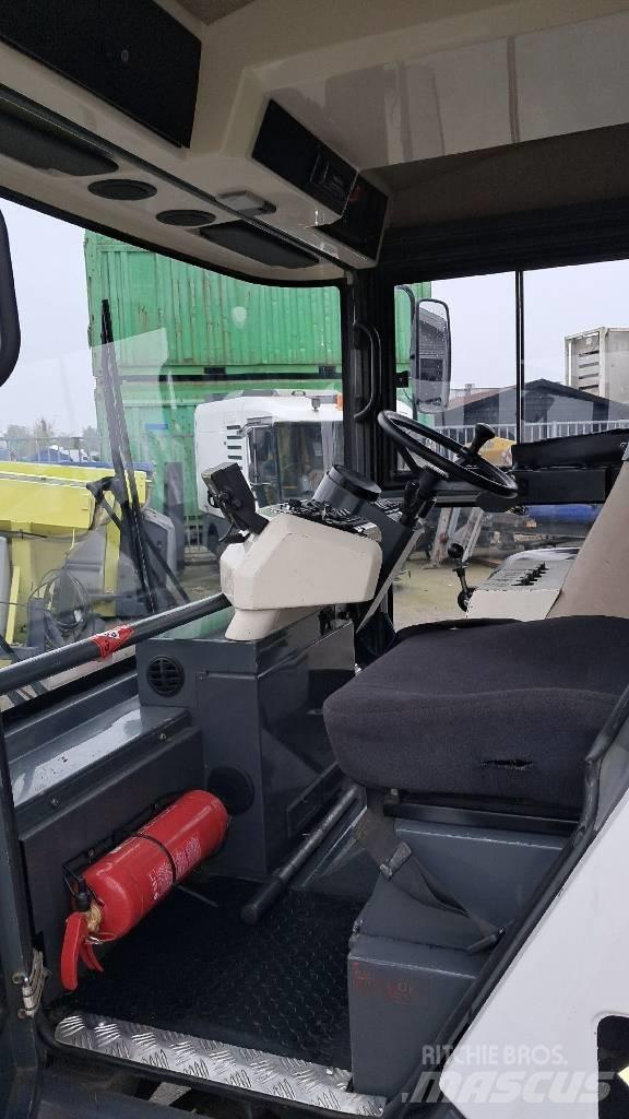 Ravo 580STH 도로 청소차