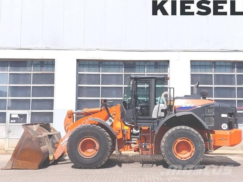 Hitachi ZW 250-6  휠로우더