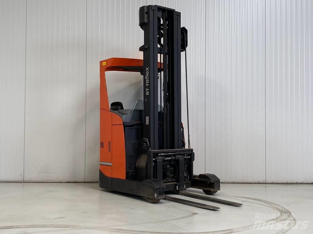 BT RRE140E 리치 트럭