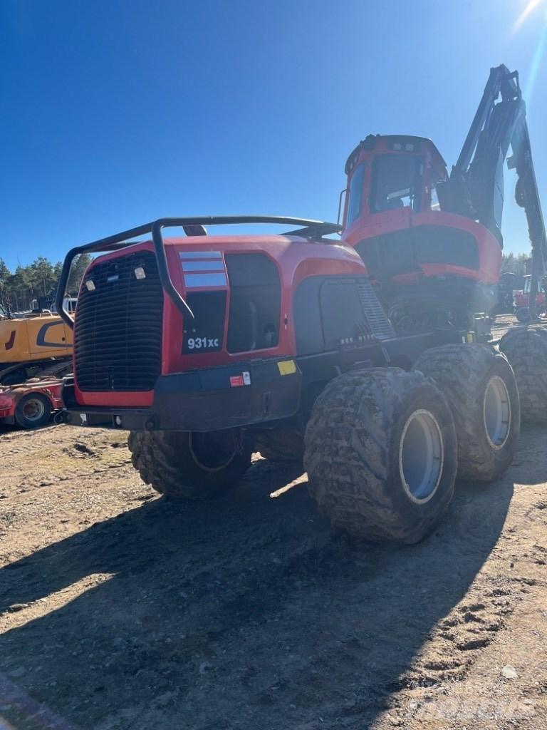 Komatsu 931 XC 원목 하베스터
