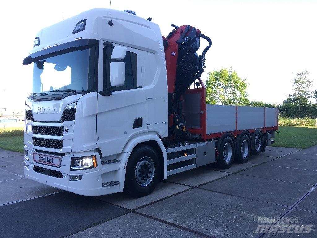 Scania R 560 크레인 트럭