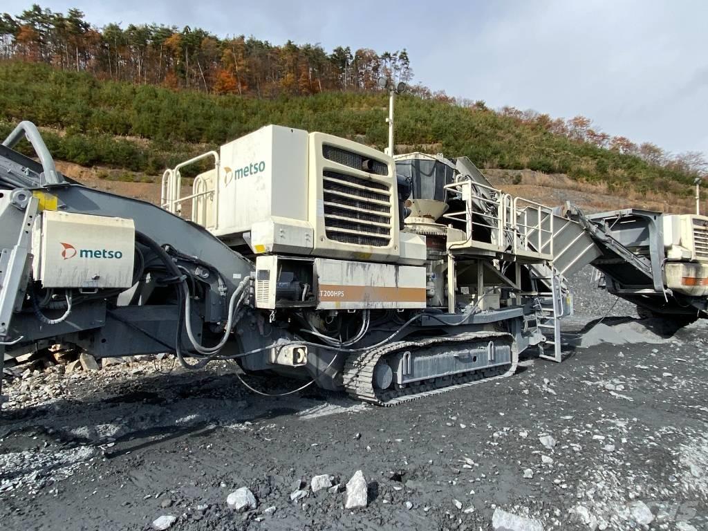 Metso LT 200 HP S 이동식 분쇄기