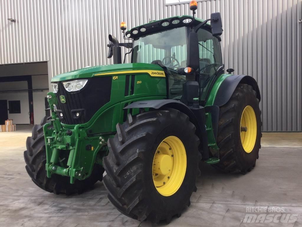 John Deere 6R250 트랙터
