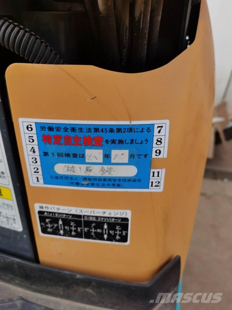  日立 1.7 소형 굴삭기 7톤 미만