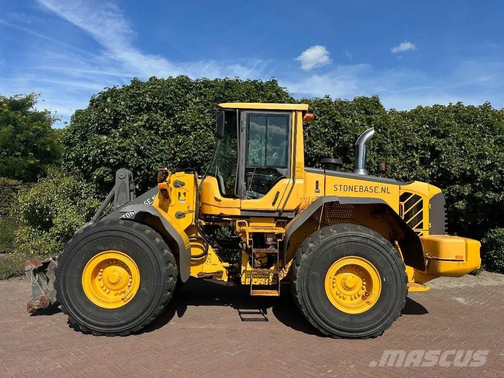 Volvo L120 F  휠로우더