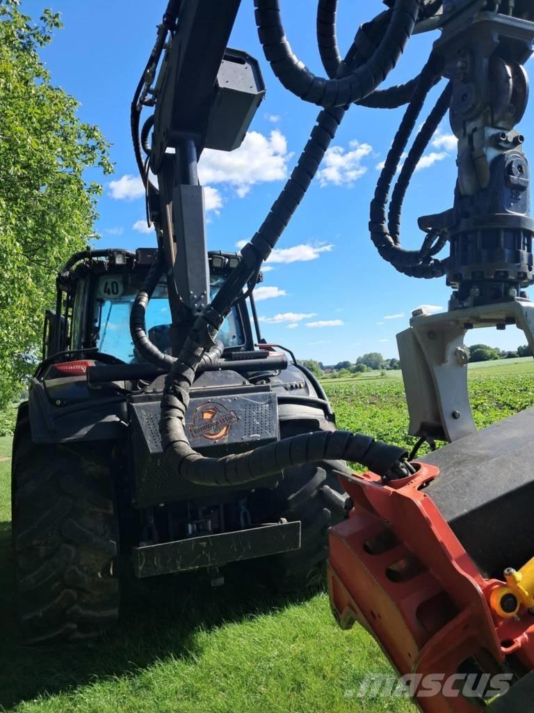 Valtra T 174 원목 하베스터