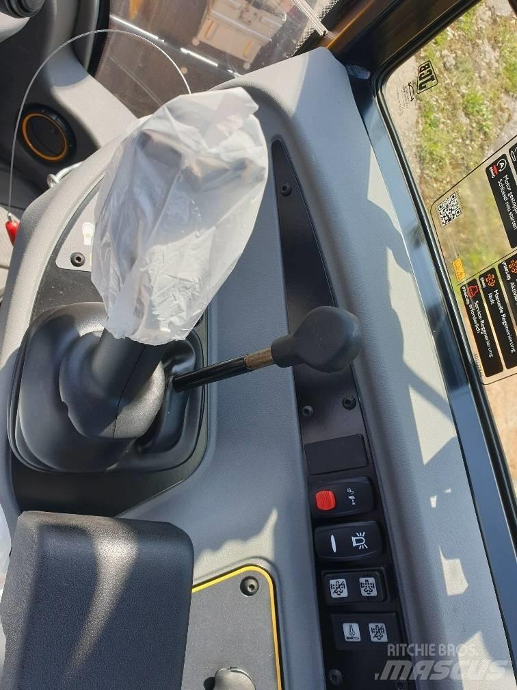JCB 407  휠로우더