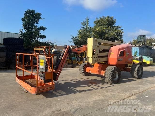 JLG 450 AJ 견인식 전동이동 리프트