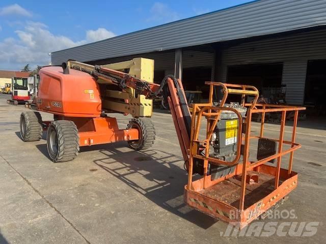 JLG 450 AJ 견인식 전동이동 리프트