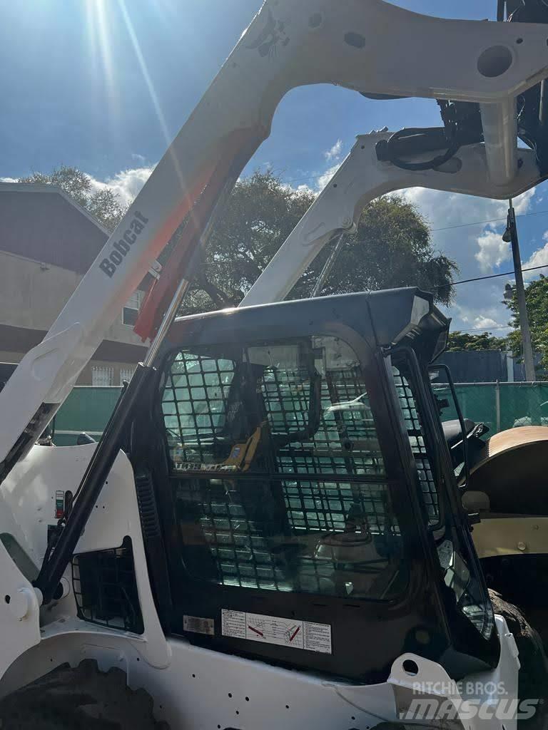 Bobcat S510  스키드로더
