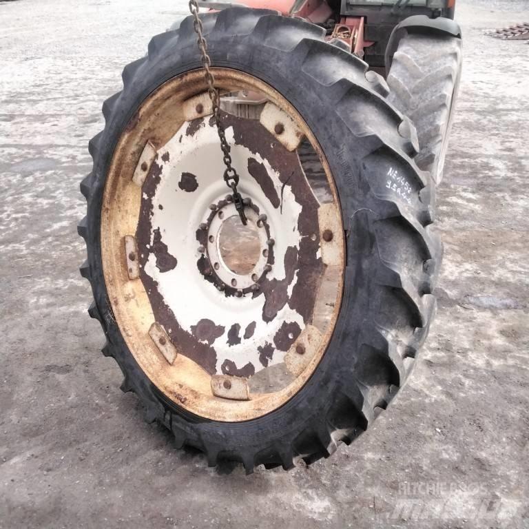 Taurus 9.5R44 타이어, 휠 및 림