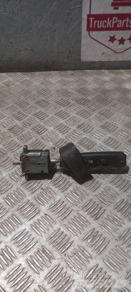 Volvo FH 12   21670857 캐빈 및 인테리어