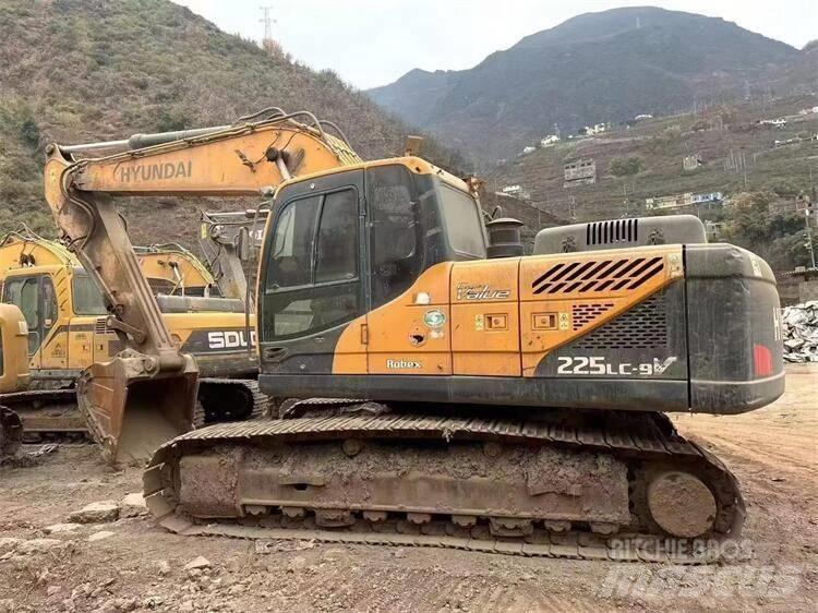 Hyundai R215VS  휠 굴삭기
