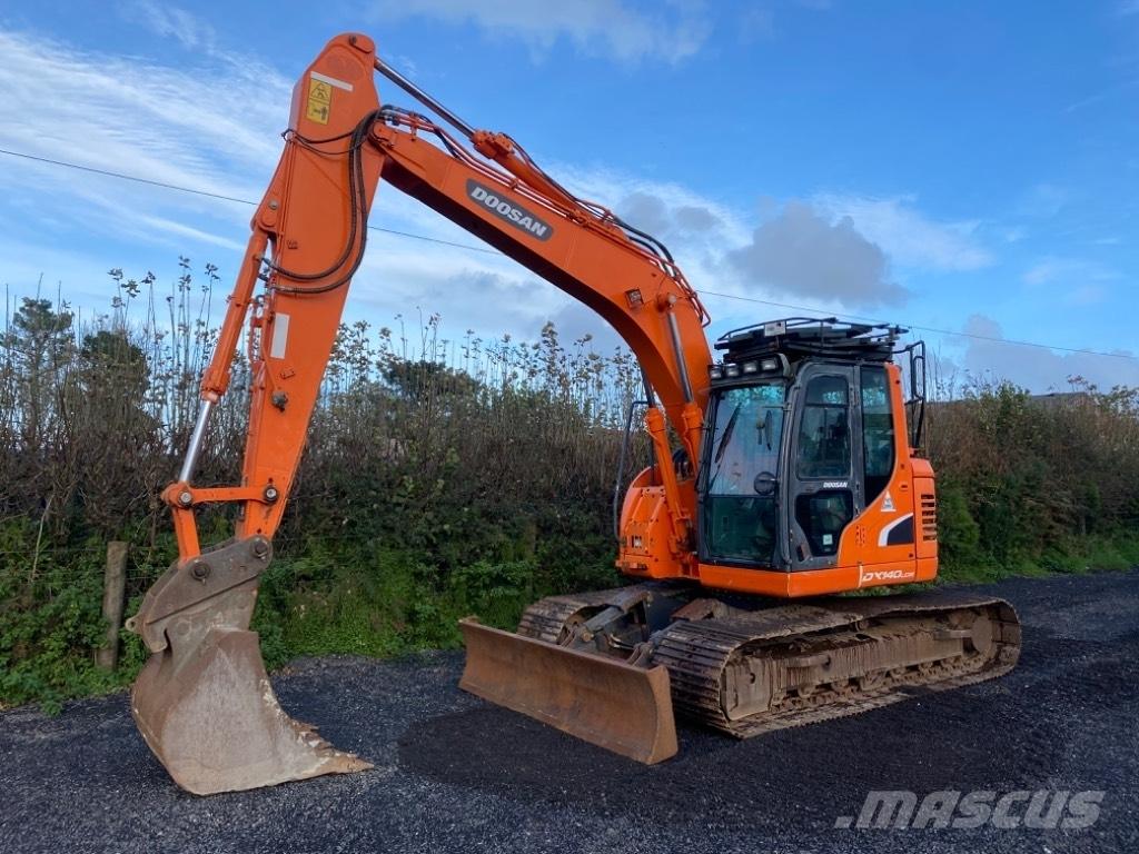 Doosan DX 140 LCR-3 대형 굴삭기 29톤 이상