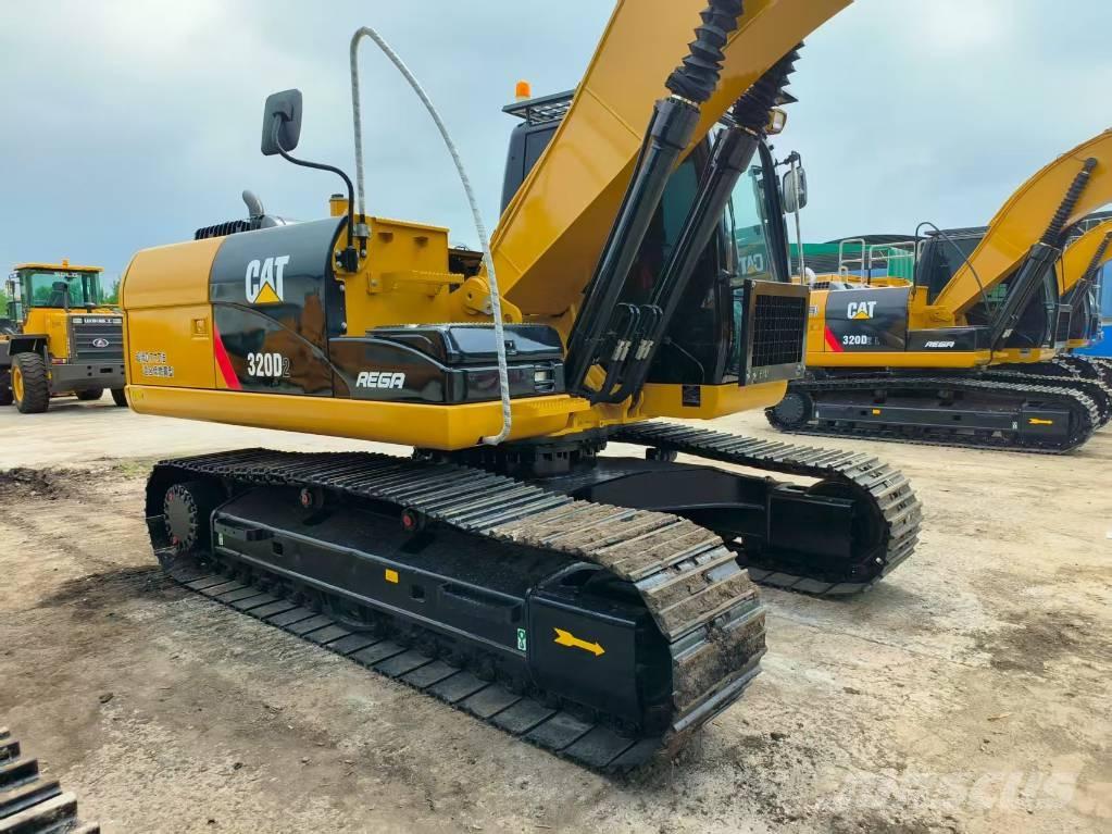 CAT 320 대형 굴삭기 29톤 이상