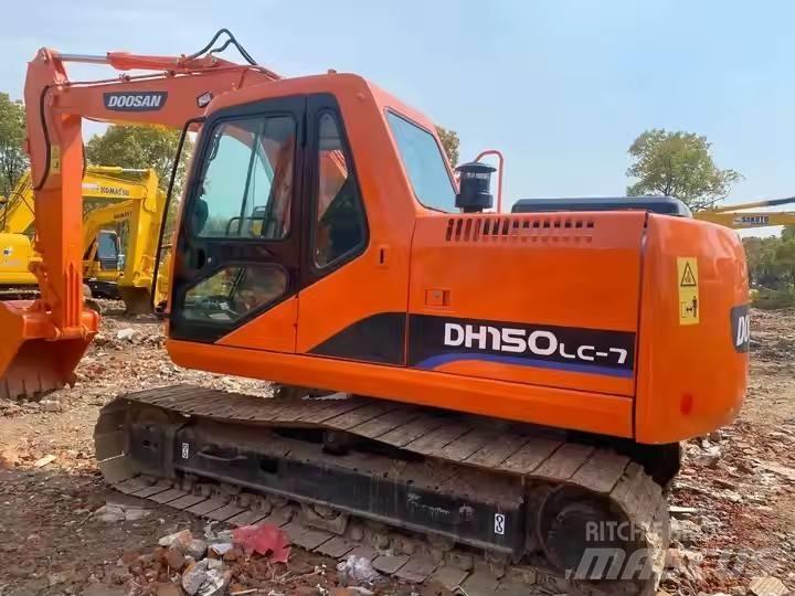 Doosan DH150 대형 굴삭기 29톤 이상