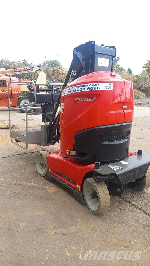 Manitou 100 VJR 인원/화물 앨리베이터