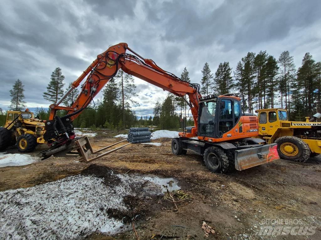 Doosan DX 140 W-3  휠 굴삭기