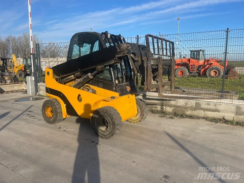 JCB TLT 30 D 4x4 텔러 핸들러
