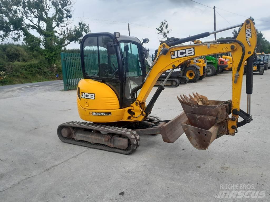 JCB 8025 소형 굴삭기 7톤 미만