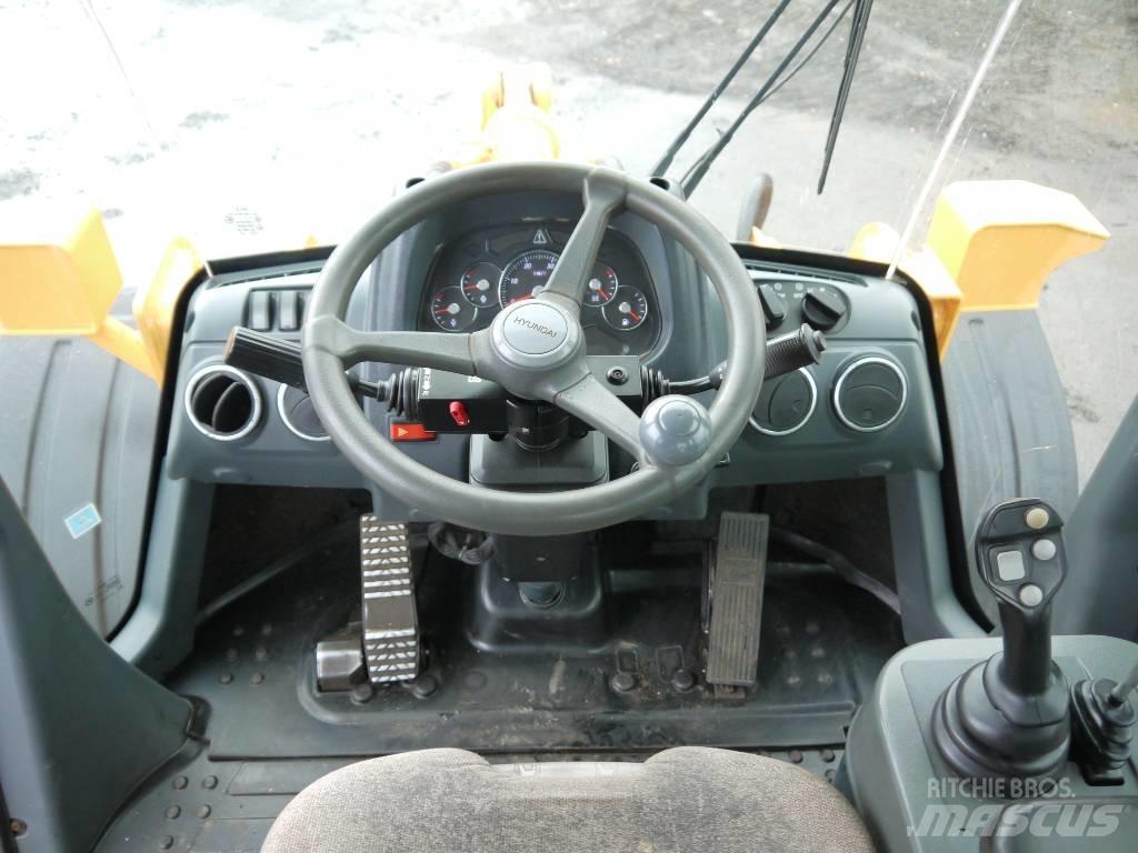 Hyundai HL 757-9A  휠로우더