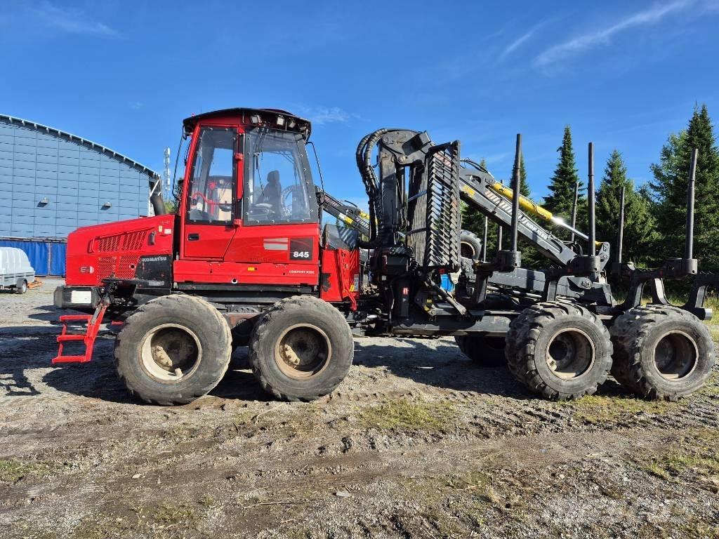 Komatsu 845 원목 포워더