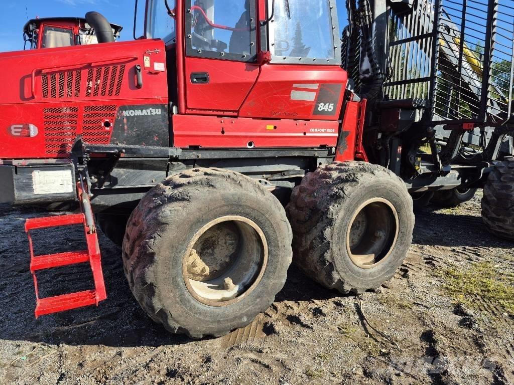 Komatsu 845 원목 포워더
