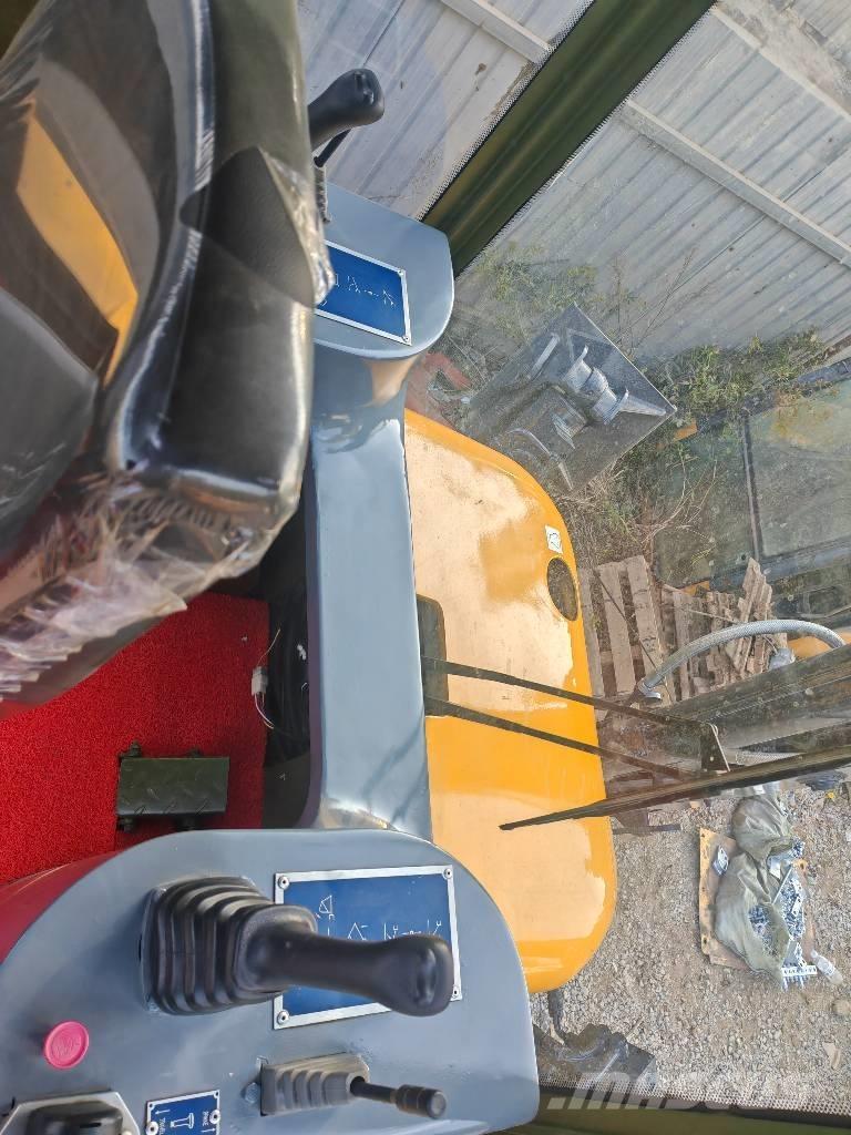 XCMG WZ30-25 백호로더