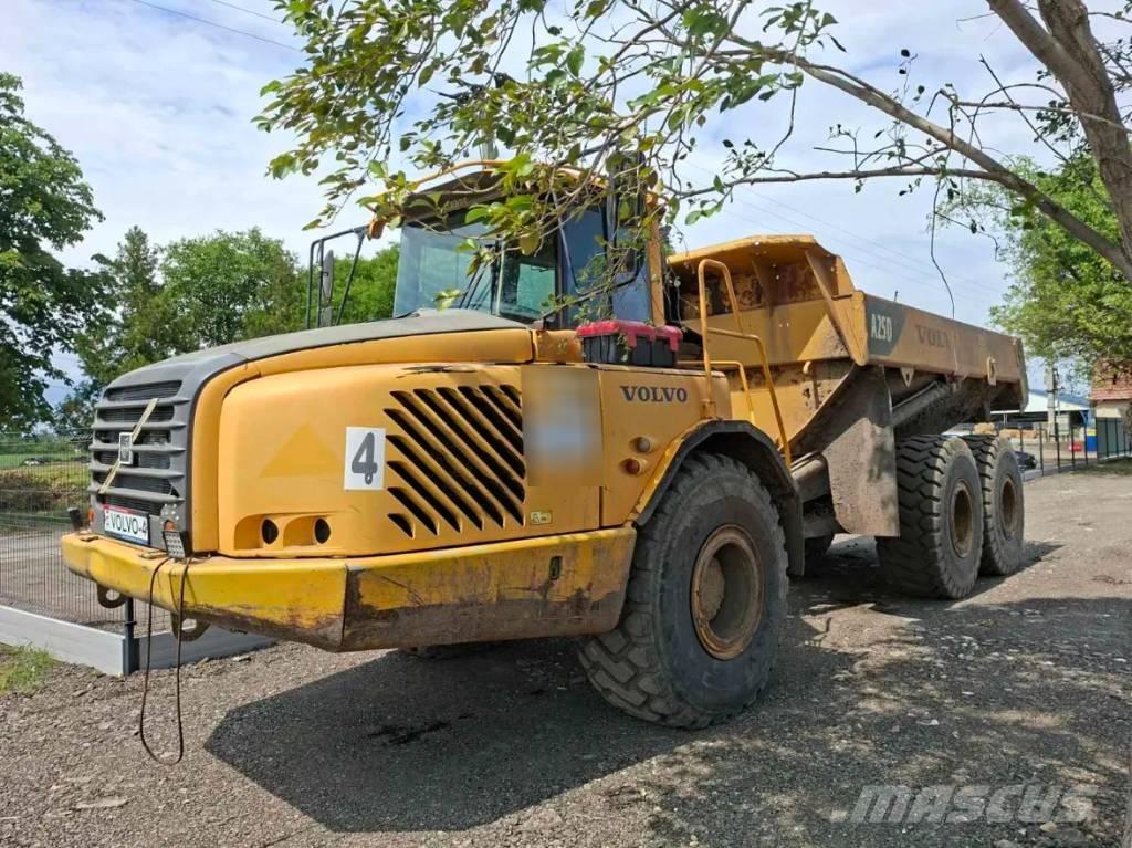 Volvo A 25 D 연결식 홀러