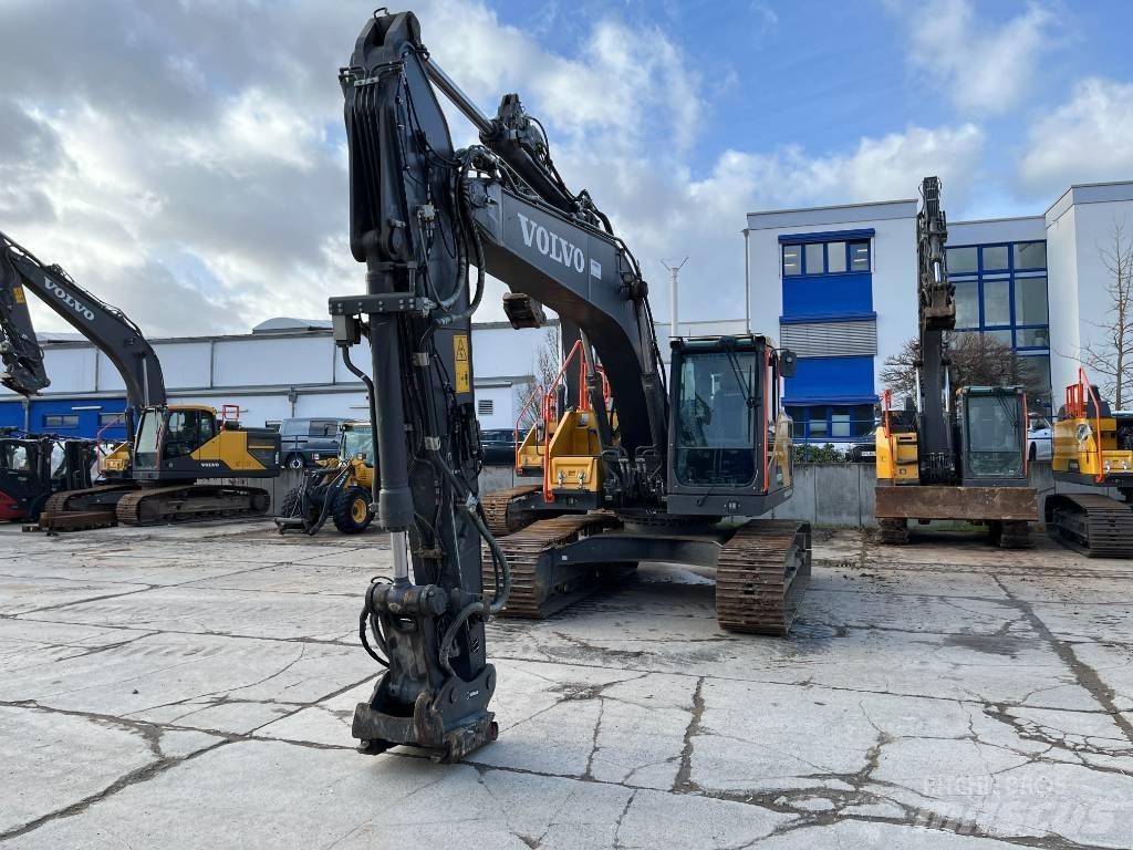 Volvo EC220EL 대형 굴삭기 29톤 이상