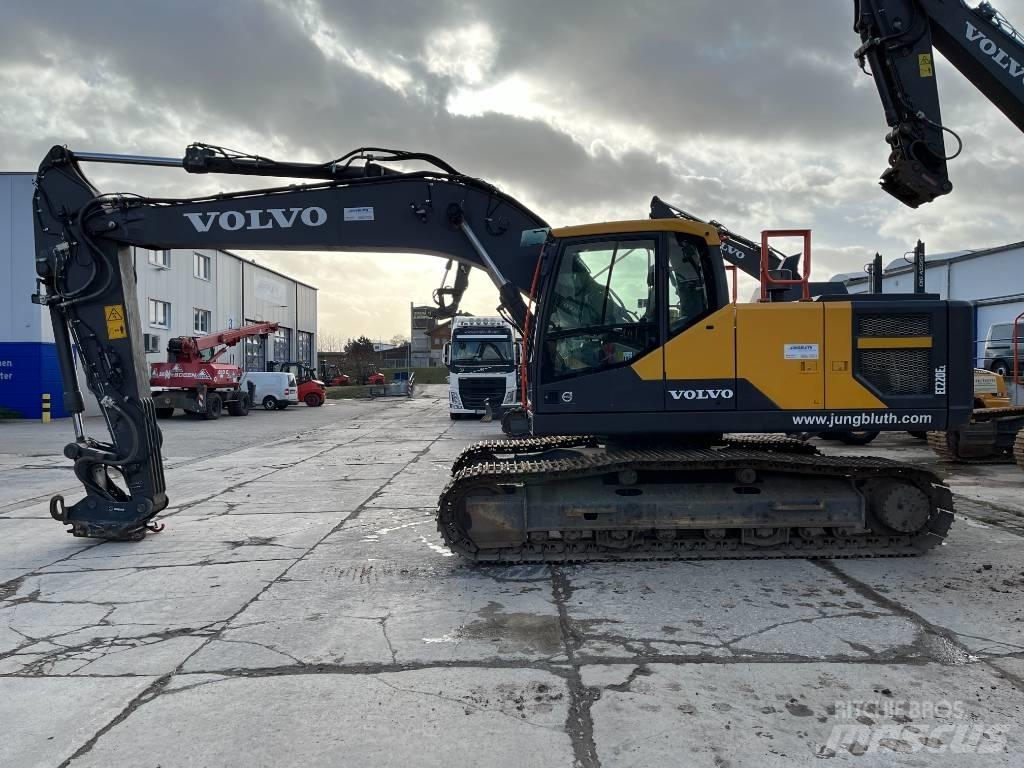 Volvo EC220EL 대형 굴삭기 29톤 이상
