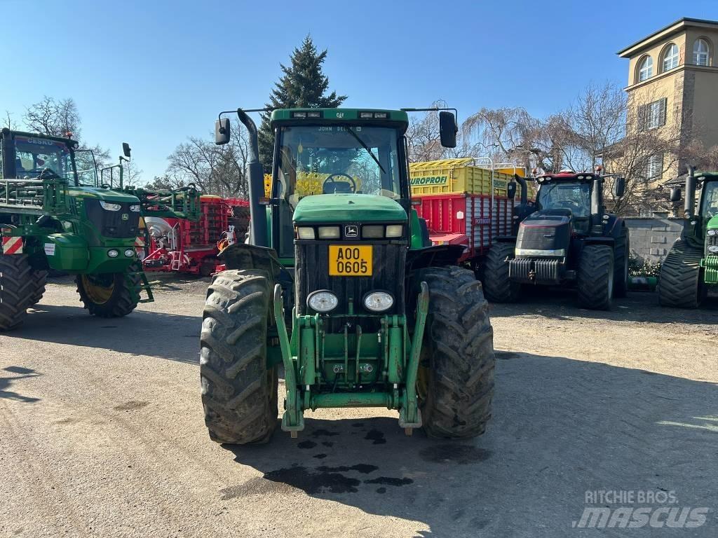 John Deere 8200 트랙터