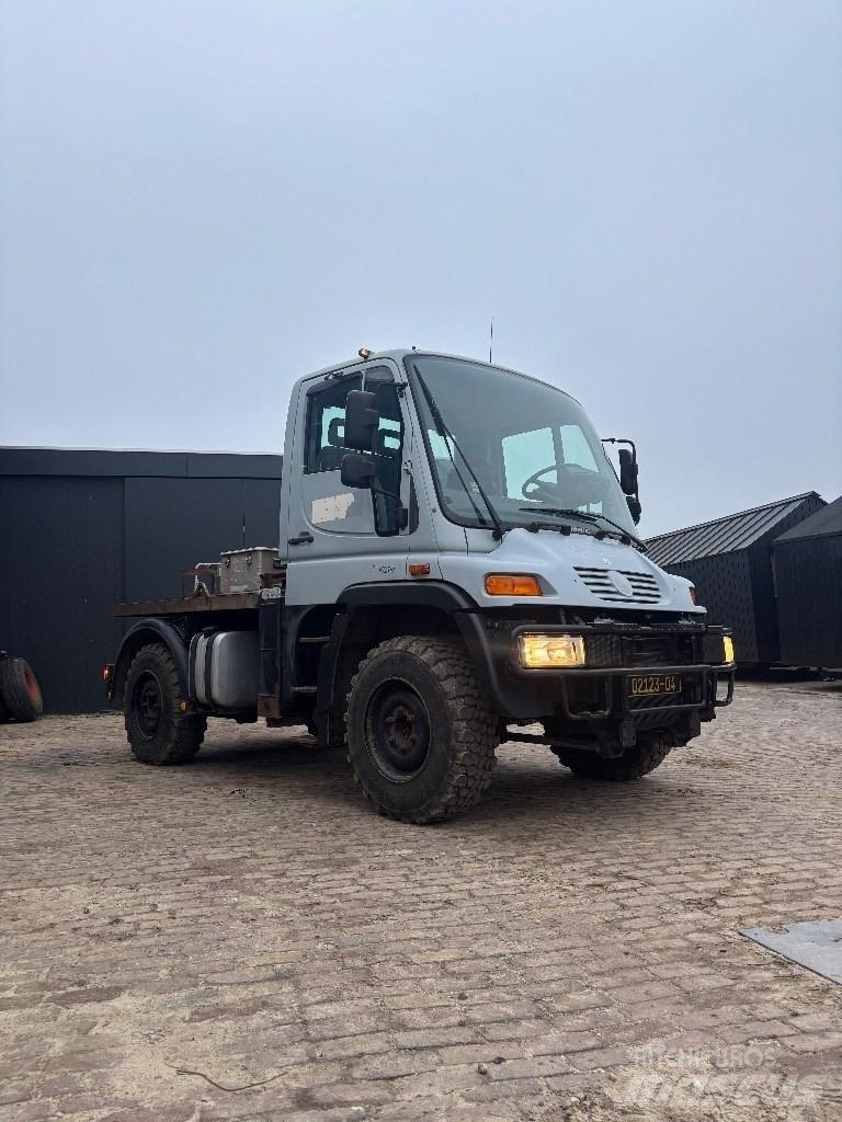 Unimog U300 다목적 장비