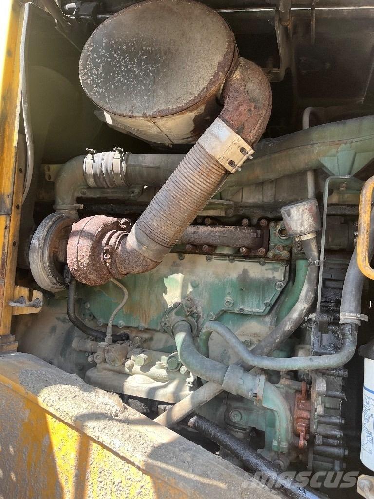 Volvo L180F  휠로우더