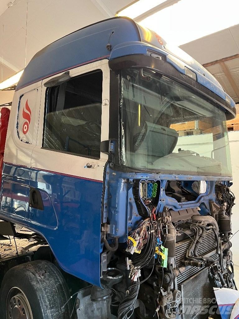 Scania CG19H 캐빈 및 인테리어