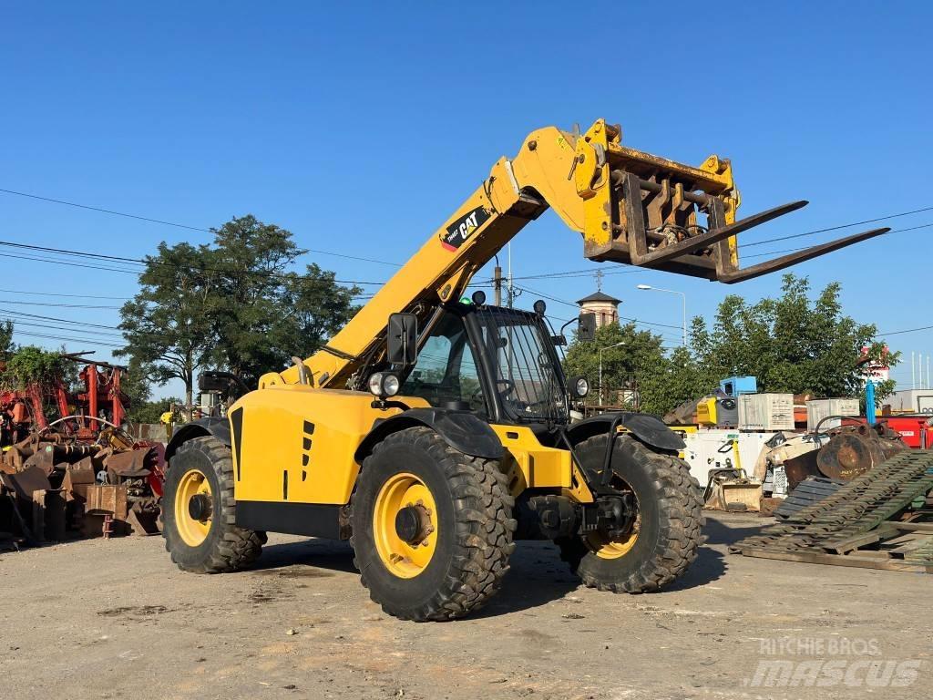 CAT TH407AG 농업용 텔레 핸들러