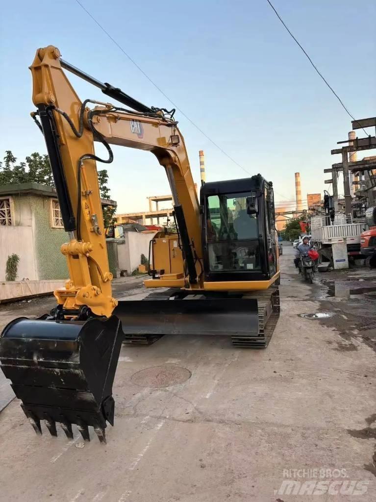CAT 307 소형 굴삭기 7톤 미만