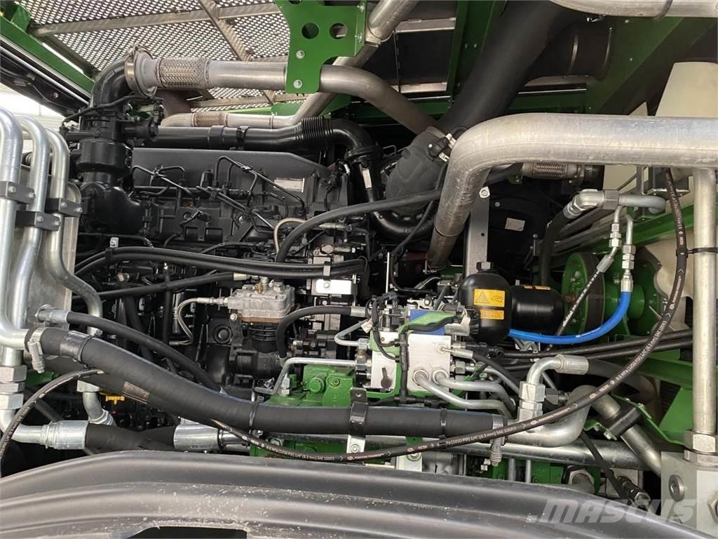 John Deere 9500i 자동 초지기계