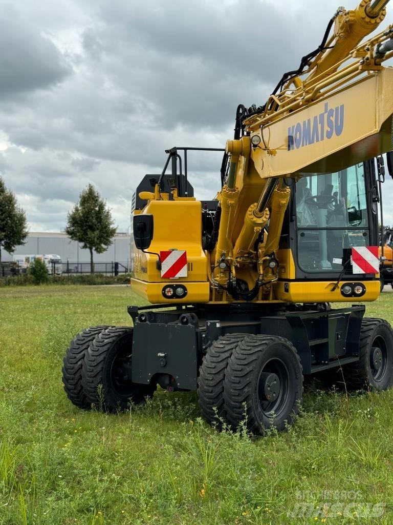 Komatsu PW180-11E0  휠 굴삭기