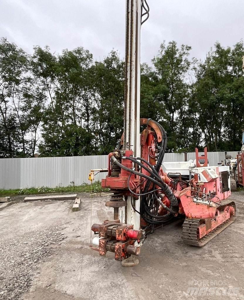 Soilmec SM305 중형 드릴 장비