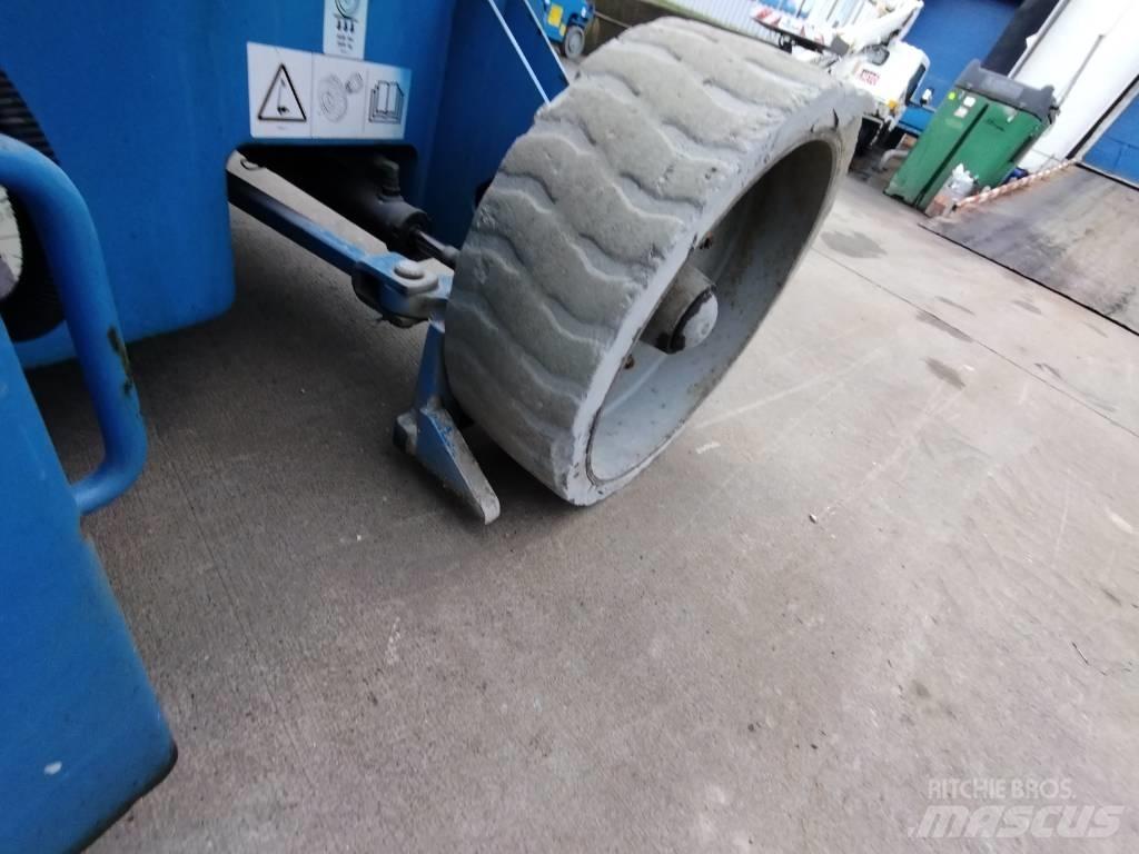 Genie Z34/22N 관절형 전동이동 리프트