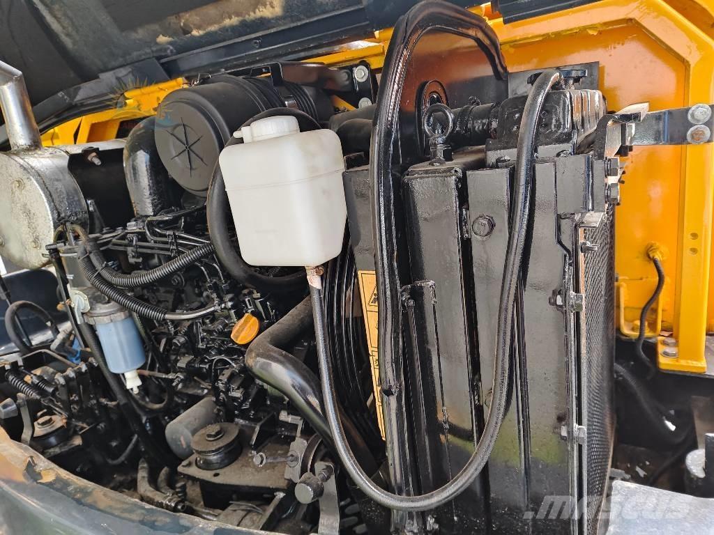Hyundai R60W  휠 굴삭기